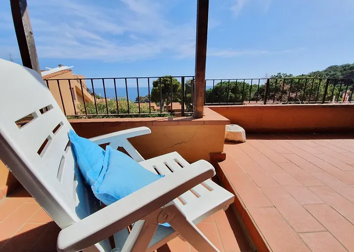 Capo D Arco Il Pino アパート