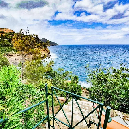 Capo D Arco Il Pino Διαμέρισμα *