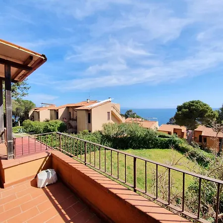 아파트 Capo D Arco Il Pino 리오마리나