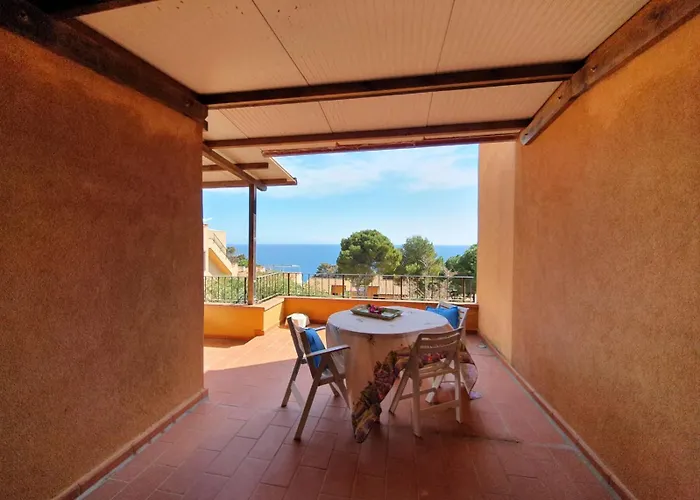 Capo D Arco Il Pino * Rio Marina